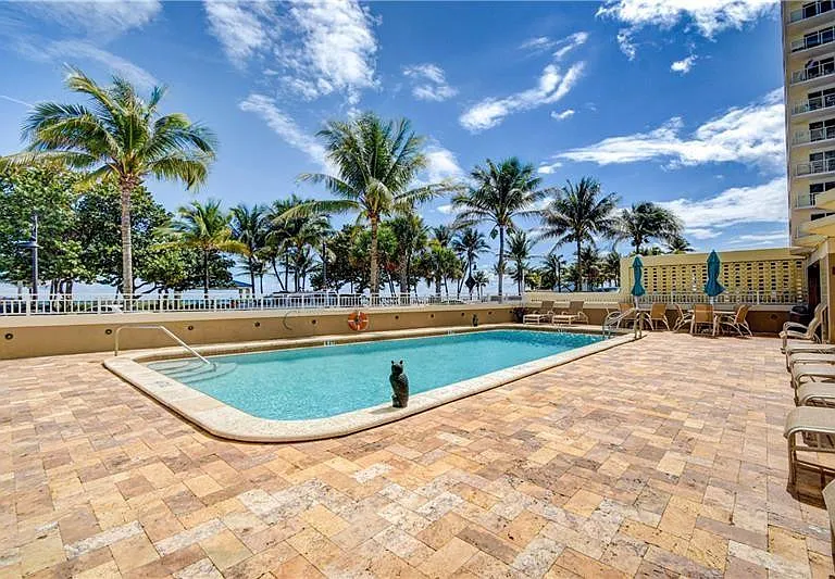 133 N Pompano Beach Blvd #806 — Photo 15