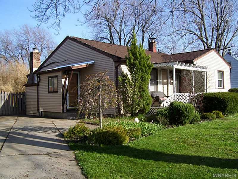 2nd image of 125 Hillcrest Dr