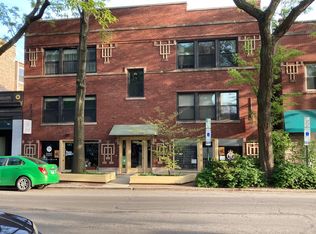 147 Harrison St #1W, Oak Park, IL 60304