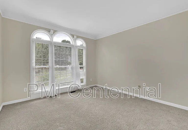 120 Creekside Park Dr — Photo 9