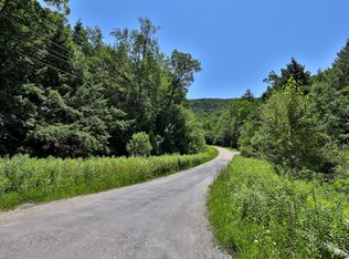 126 Madison Brook Ln, Stockbridge, VT 05772