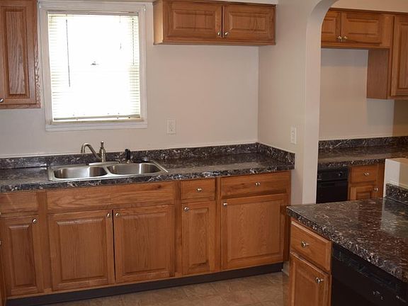 4th image of 8303 Bauerdale Ave