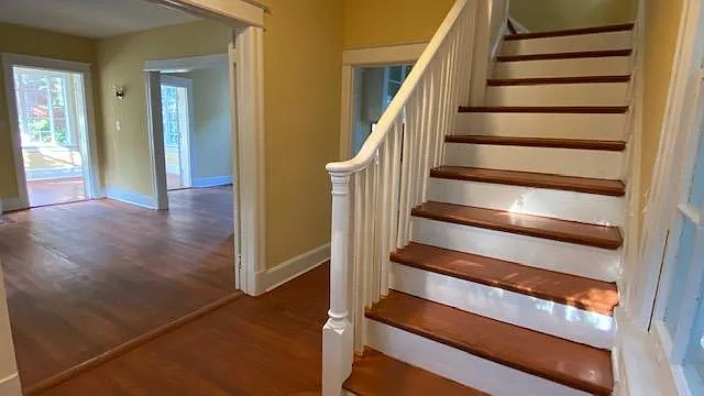 4 bed, 2282 sqft, $7,500 — Photo 2