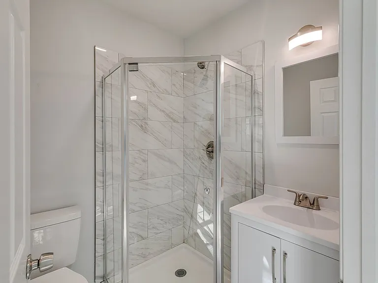 Brand New Luxury Temple Apartments — Photo 48