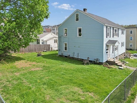3rd image of 109 Hamilton St