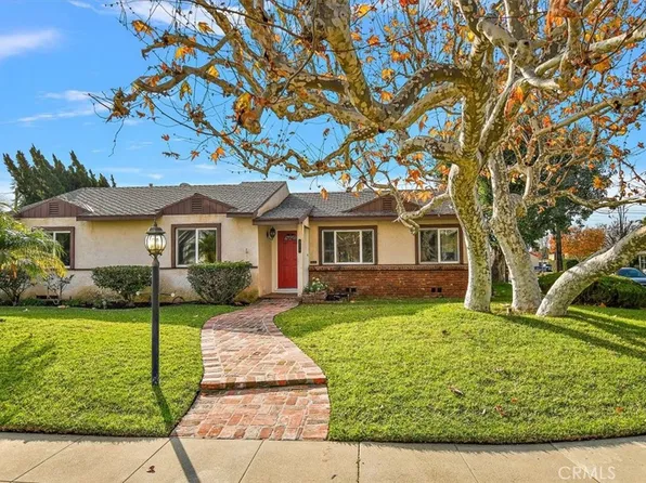 356 W Vista Bonita St, Azusa, CA 91702