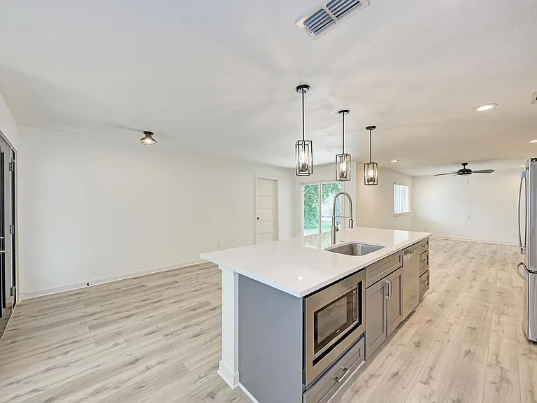 6700 Kings Point — Photo 12