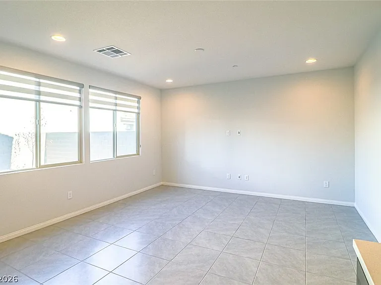 9220 Far Side Ave — Photo 16