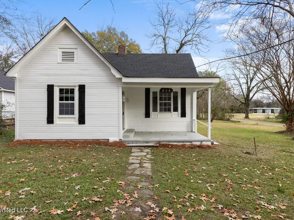 214 S Highland Dr, Tupelo, MS 38801