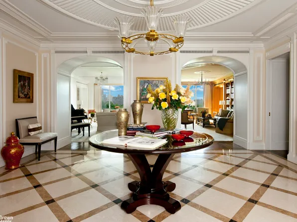 912 5th Avenue image 1 of 19