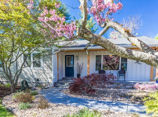 5 Ruth St, Portsmouth, NH 03801