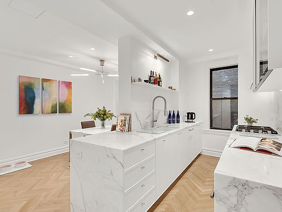 5th image of 162 E 80th St APT 2A