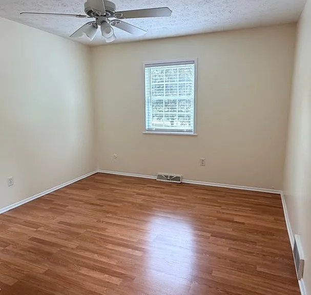 13856 Oakbrook Dr — Photo 11