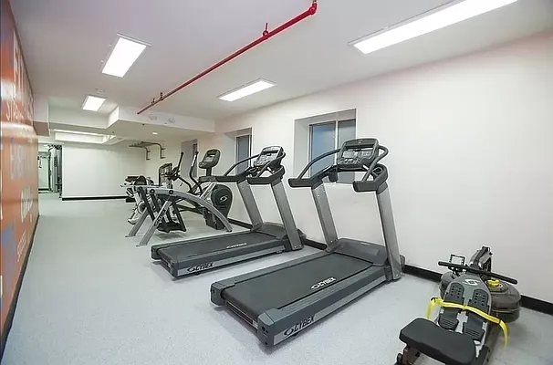 Rented by REAL New York | media 21