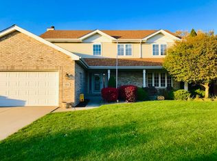 123 Beiriger Dr, Dyer, IN
