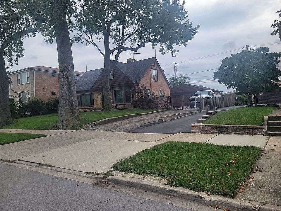 2nd image of 5136 N Lovejoy Ave