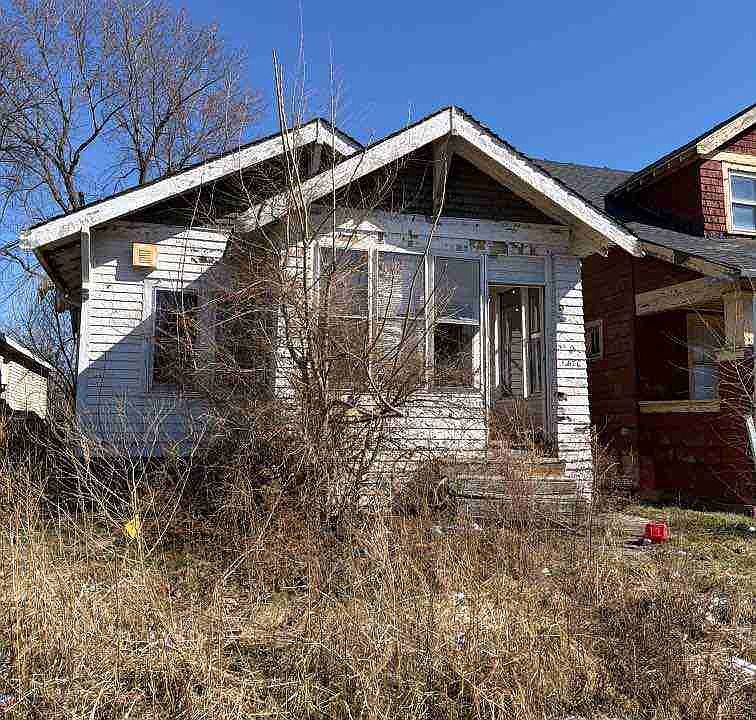 15526 Log Cabin