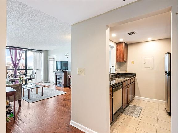 4th image of 1280 W Peachtree St NW APT 1812