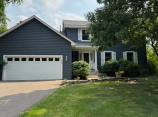 558 Stone Rd, Mendota Heights, MN 55120