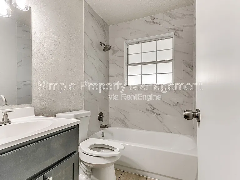 5832 NW 31st Ter #3 — Photo 11