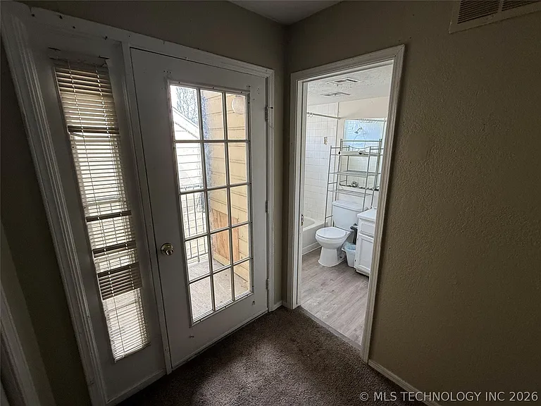 1808 E 66th Pl #D301 — Photo 5