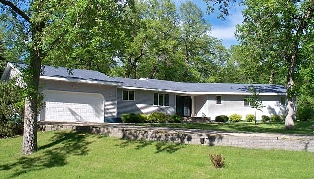 2nd image of 2105 Ridgewood Dr NW