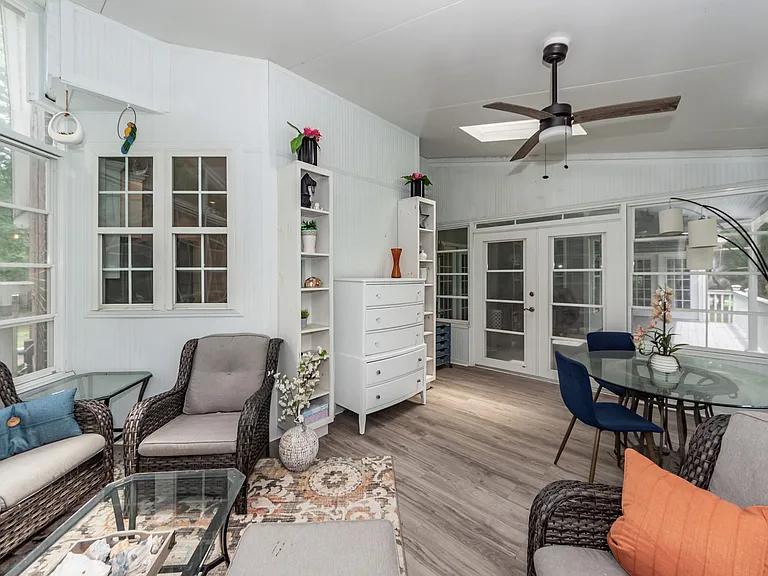 2105 Williams Veneer Ct — Photo 42