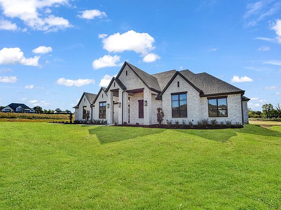 4th image of 3009 Codigo Dr