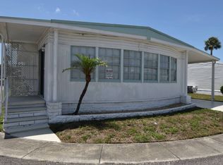 473 Poinsettia Dr, Largo, FL 33770