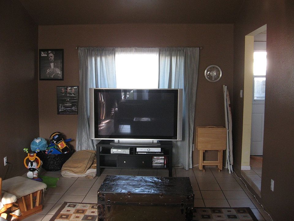 2nd image of 2921 Norsewood Dr