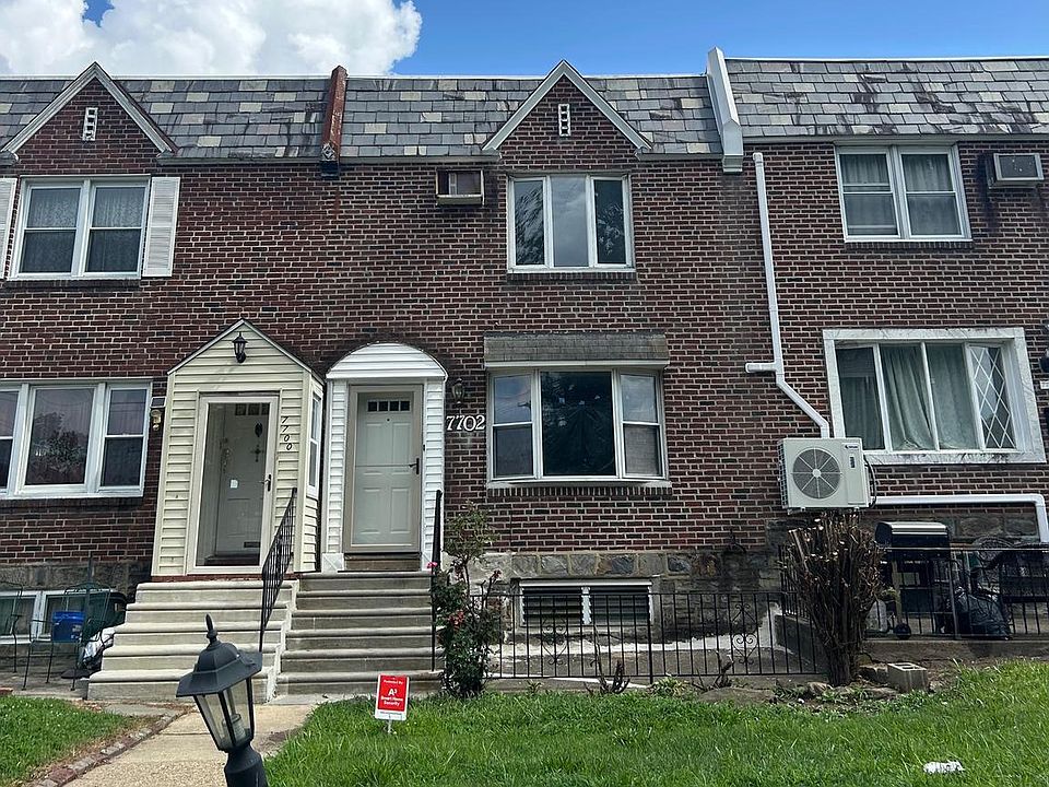1st image of 7702 Woodbine Ave