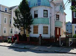 86 Lexington Ave, Providence, RI 02907