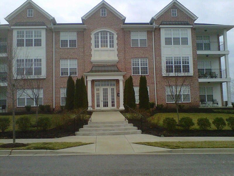 1st image of 2000 Newark Ln Unit H101