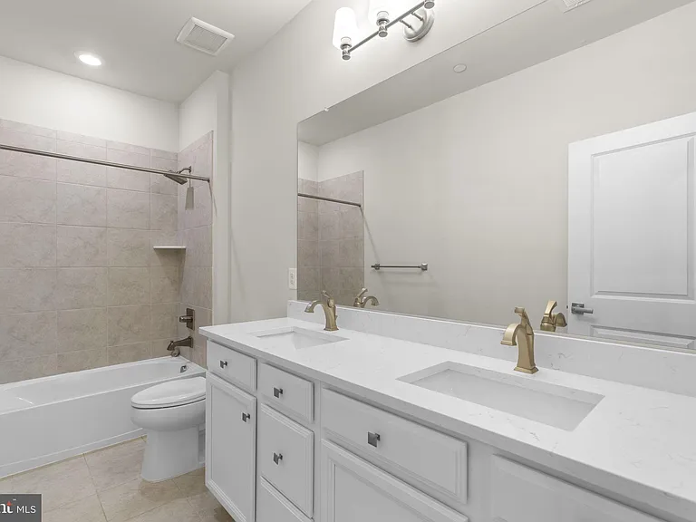 10513 Rossini Ln — Photo 26
