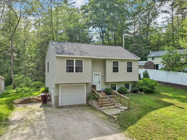 16 Damsite Road, Barnstead, NH 03225