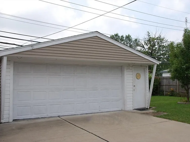 836 E Harwood Ave — Photo 10