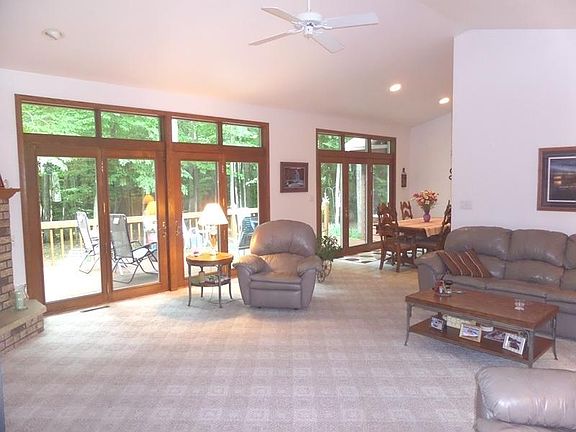 2nd image of 1217 Forest Hills Dr