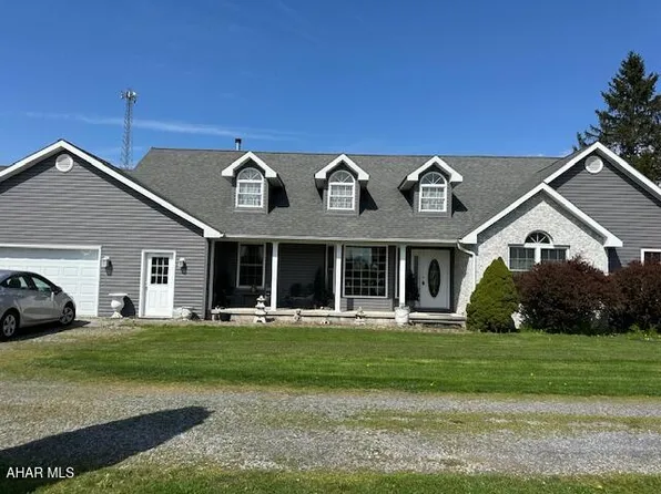 1409 Everett Rd, East Freedom, PA 16637