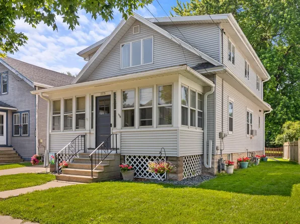 1017 Harney AVENUE, Oshkosh, WI 54901