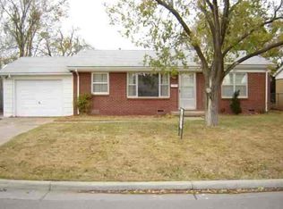 2410 W Wildwood Ln, Wichita, KS 67217