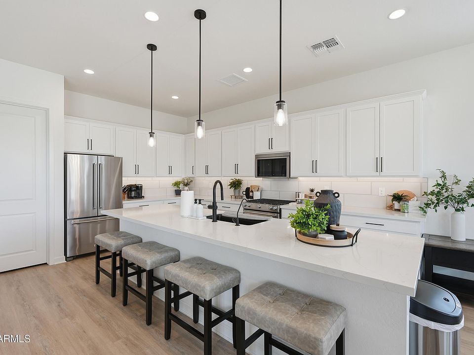 1st image of 11050 E UNITY Avenue