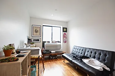 Rented by Makover Group Inc