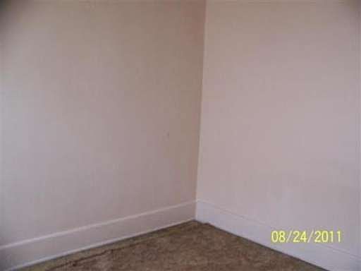 5th image of 5057 Iroquois St