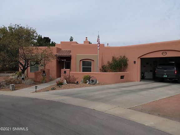 2nd image of 3866 Brook Haven Ct