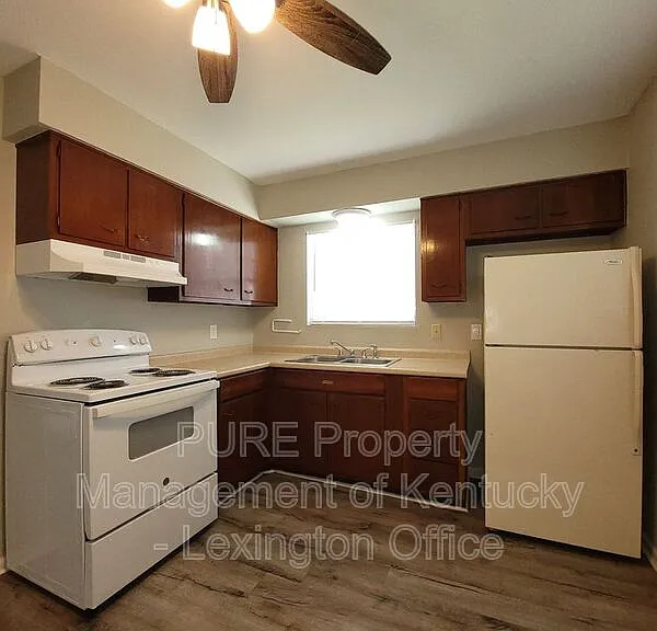 627 Silverleaf Dr — Photo 9