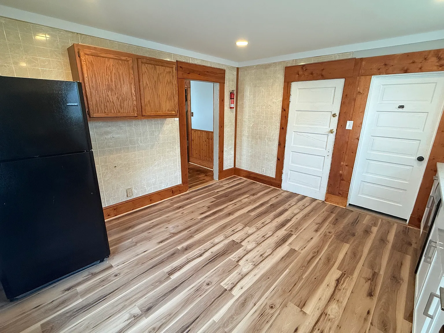 1 bed, 900 sqft, $1,295 — Photo 4