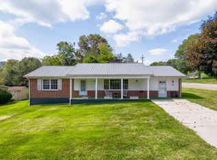 895 N 16th St, Wytheville, VA 24382