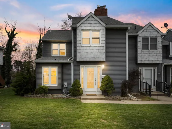 118 Suburban Blvd #10, Delran, NJ 08075