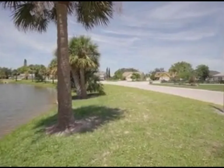 10517 Camelia Dr — Photo 17