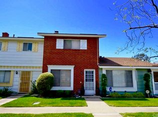 19911 Piccadilly Ln, Huntington Beach, CA 92646